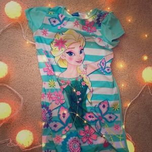 Frozen nightgown